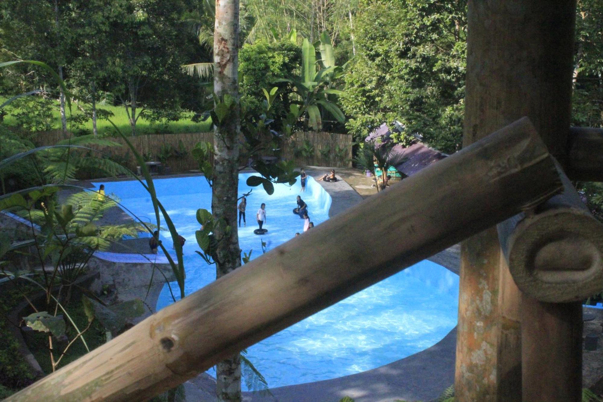 Lingkung Park Tetebatu Apartamento Exterior foto