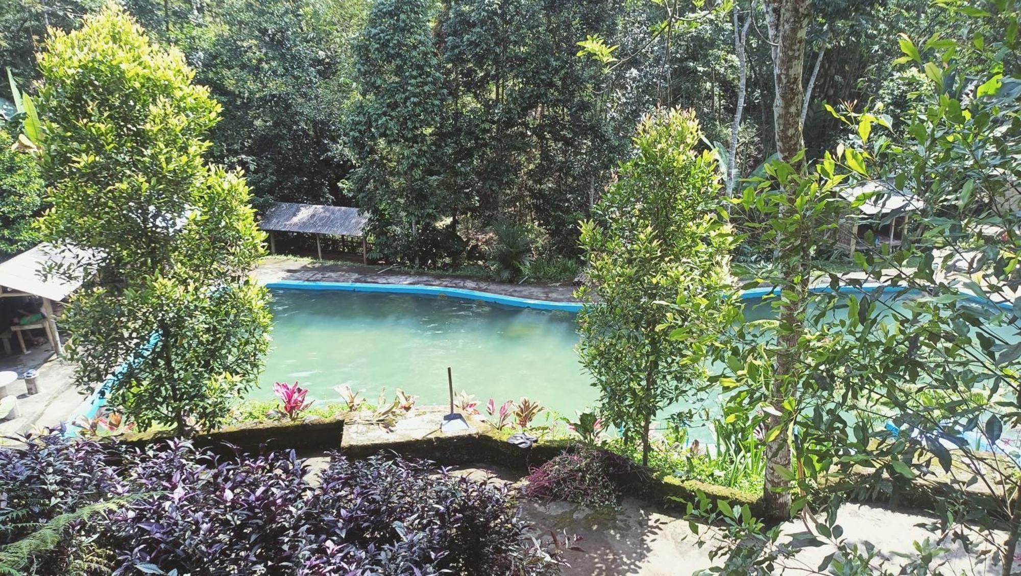 Lingkung Park Tetebatu Apartamento Exterior foto